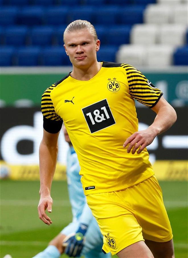 湖人队这赛季打关键球挺稳啊！