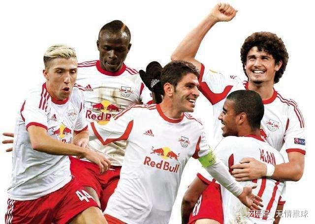 29岁法国女子网球名将转行当“网红模特”，曾因隆胸惹争议