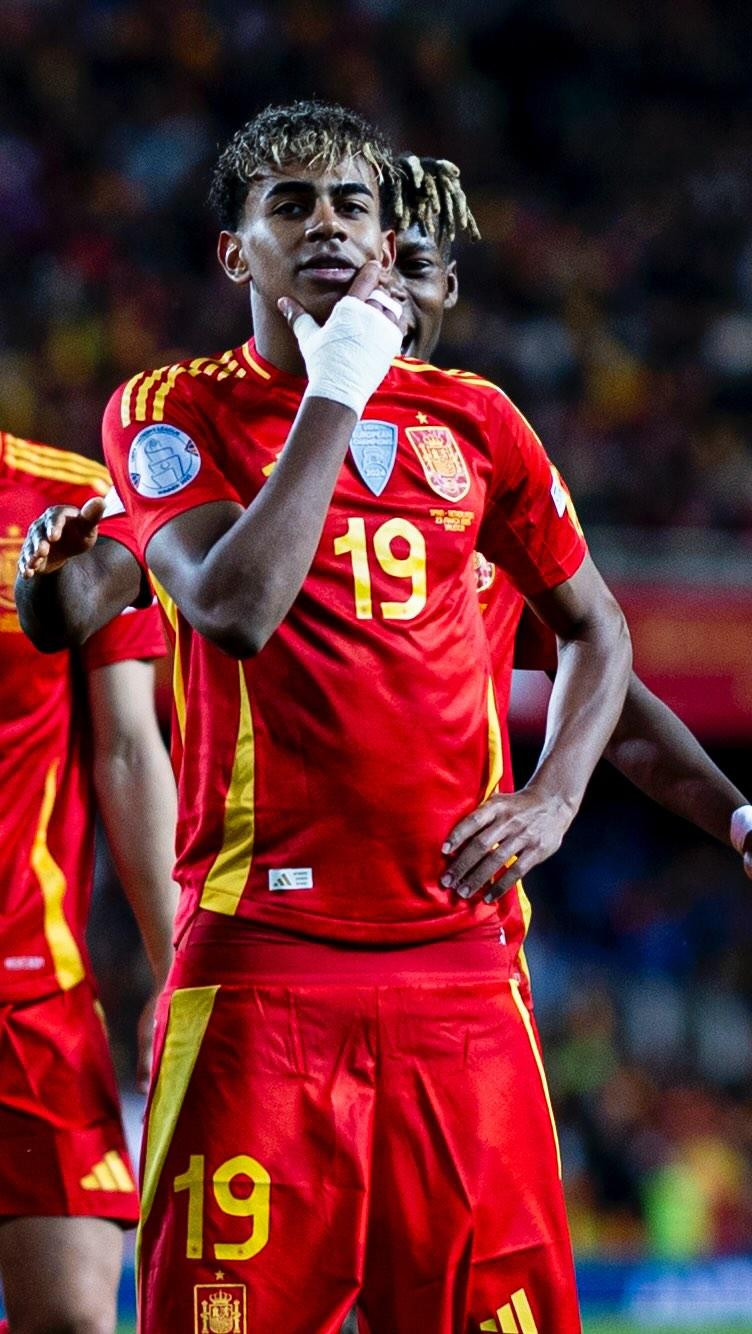 英媒：斯洛特帅位依然安全，但不能再出现完败森林这样的溃败