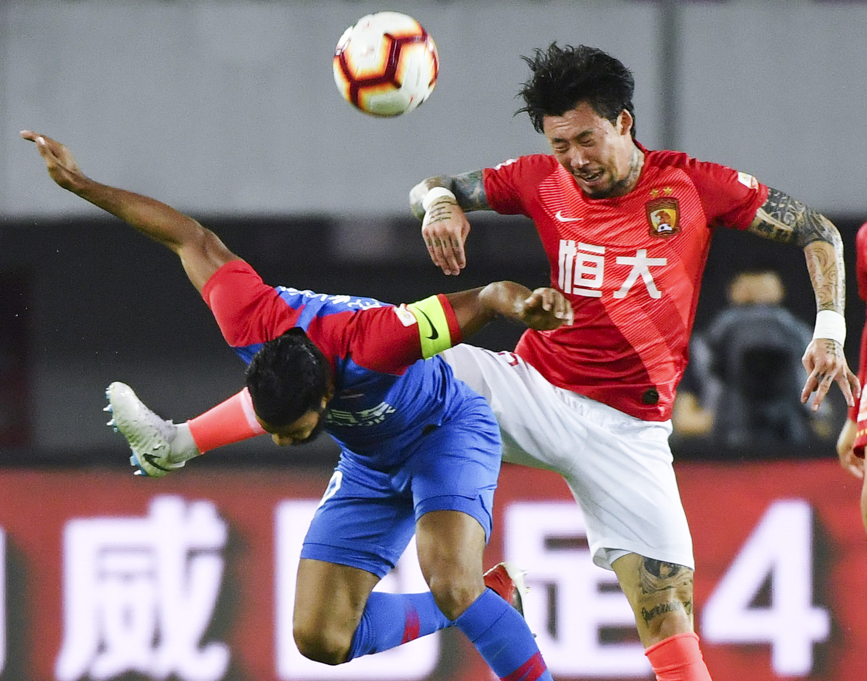 25年国家队比赛结束了，明年又是世界杯了。回想2...